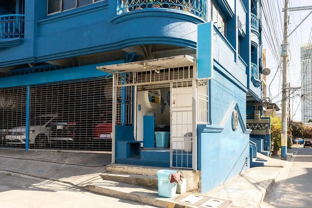 Poblacion, Makati Mid-Century Modern Zentopia Smeg Apartment Manila 0*,